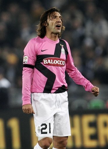 马竞公布本轮联赛大名单：格列兹曼、阿尔瓦雷斯在列，巴埃纳缺阵（马竞发布本轮名单：格列兹曼、阿尔瓦雷斯入选，巴埃纳无缘出战）