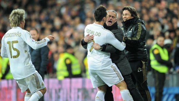 皇马西甲主场20年来首次罚下2人，19年来首次输给塞尔塔（皇马西甲主场20年首现两人染红，19年首负塞尔塔）