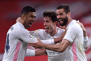 炸裂！14岁中国游泳天才自由泳上演逆袭夺冠，后程发力太恐怖了（14岁中国自由泳新星绝地反超夺冠，末段爆发震撼全场）