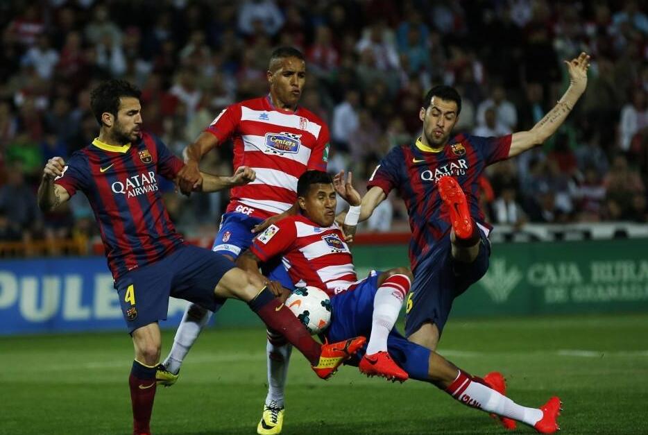 欧冠进球榜更新：梅西连续破门,（欧冠射手榜最新：梅西连场破门）