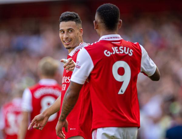 斯潘塞兄弟同日爆发，得分同时创下赛季新高（斯潘塞兄弟同日齐发力，双双刷新赛季得分新高）