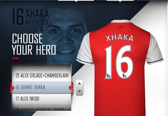 埃利奥特晒内马尔与梅西的球星卡，并配上了GOAT的emoji（埃利奥特晒出梅西与内马尔球星卡，配上'GOAT'表情符号）