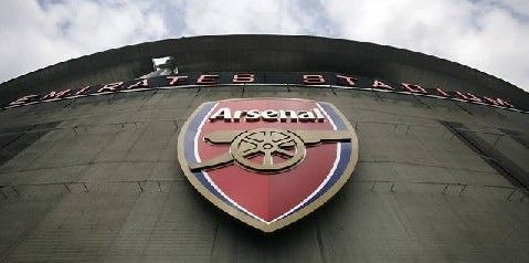 斑马队长，洛卡特利达成尤文生涯200场里程碑（洛卡特利迎来尤文生涯第200场，斑马队长再添里程碑）