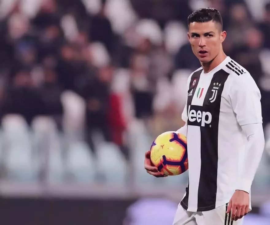 踢球者：伊藤洋辉已随队训练近2周，有望本轮联赛入选大名单（踢球者：伊藤洋辉随队合练将近两周，本轮联赛有望进入大名单）