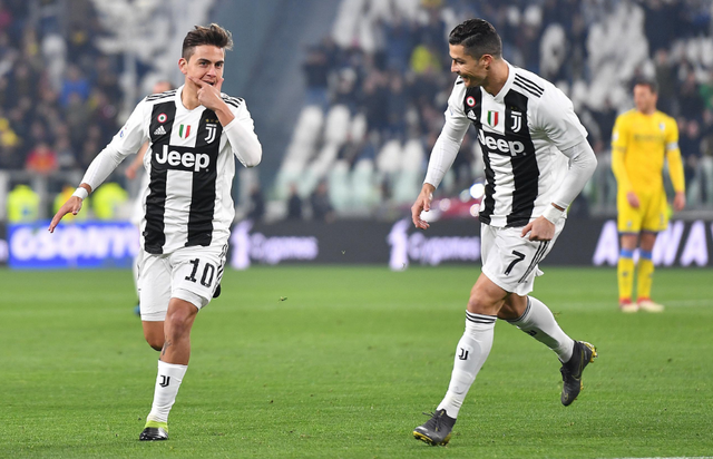 埃贝尔：穆西亚拉复出要等到1月；和格纳布里续约谈判很顺利（埃贝尔：穆西亚拉预计一月归队，格纳布里续约进展顺利）