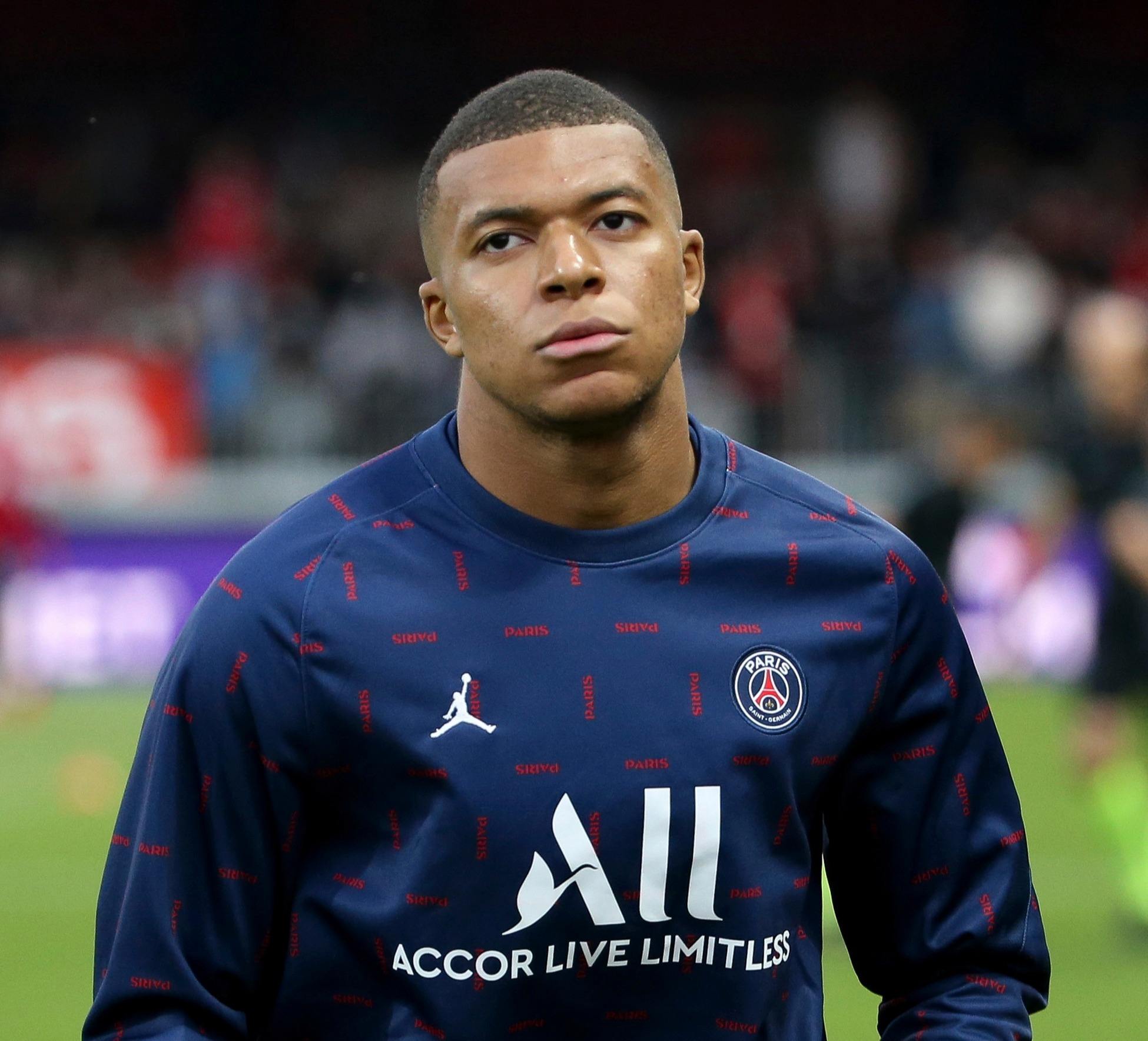 NBA季后赛焦点球员表现回顾（NBA季后赛关键球星表现盘点）