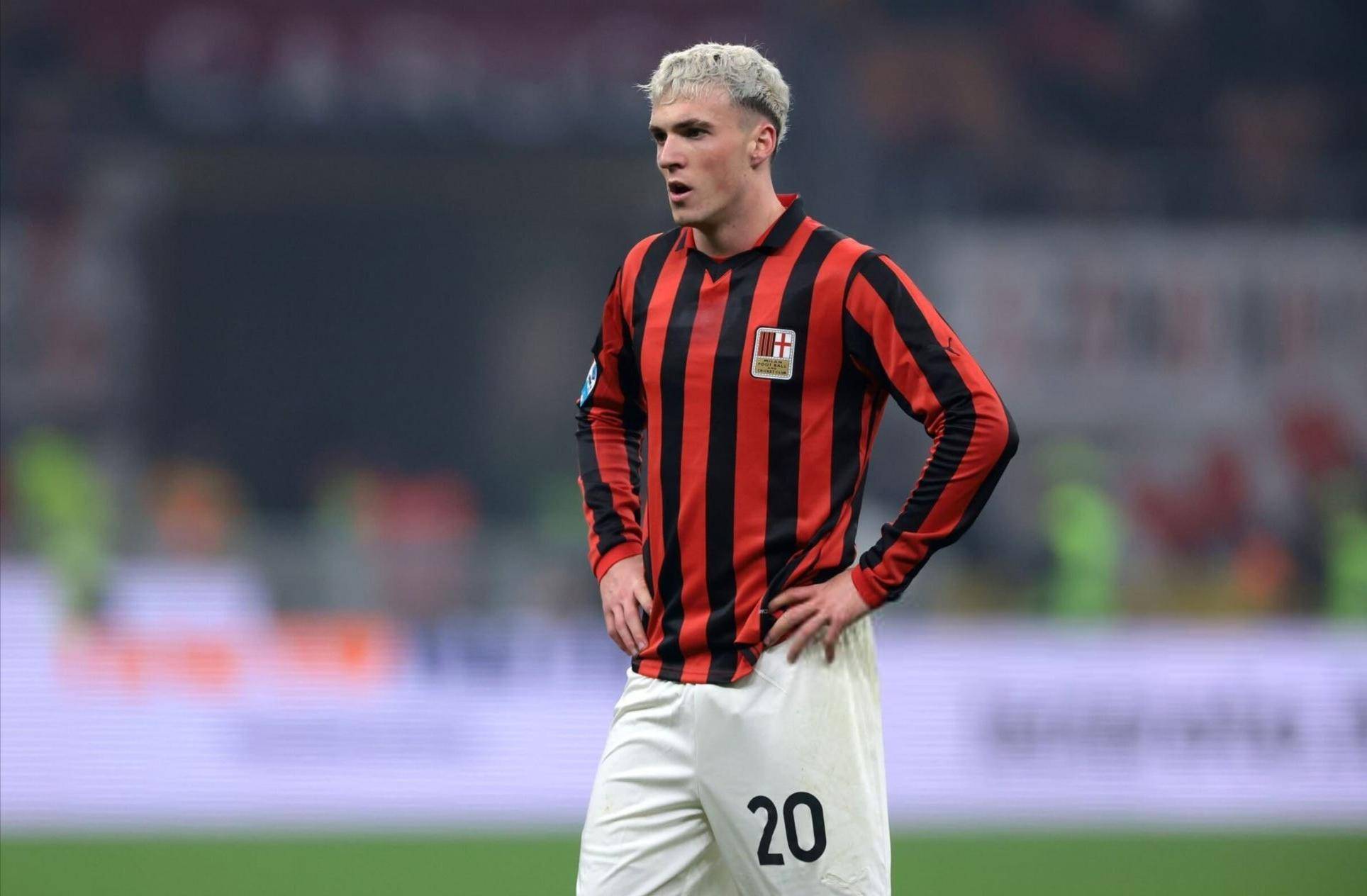 全队跑动量吓人（全队跑动量爆表）