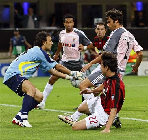 拜仁莱万多夫斯基连续两场进球（莱万为拜仁连场破门）