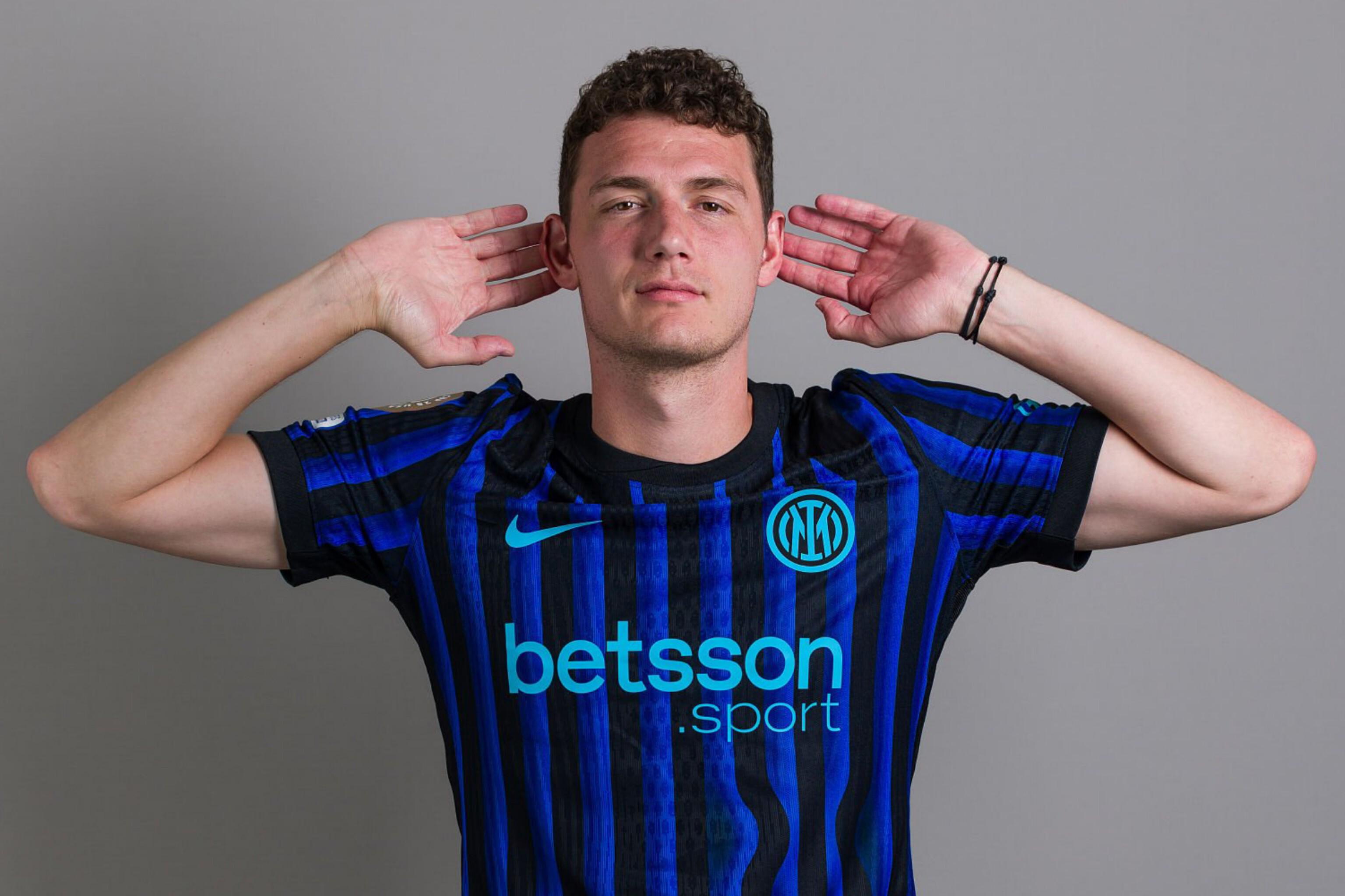 混音主帅：杨瀚森沟通能力提升很大，英语理解能力也进步很多（混音主帅：杨瀚森沟通显著提升，英语理解能力也有长足进步）