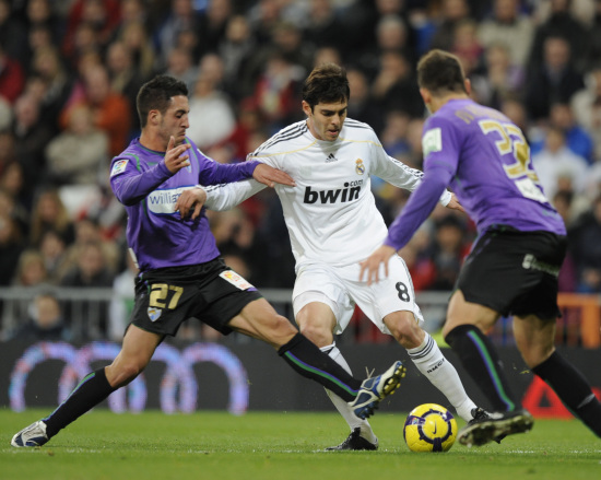 意媒：小斯坦科维奇获比利时联赛十月最佳球员，国米密切关注（意媒：小斯坦科维奇当选比甲十月最佳，国米正持续跟进）