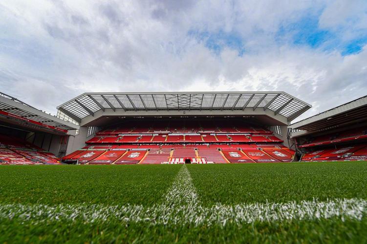 罗马诺：曼城在关注费耶诺德右后卫里德，拜仁也对他有意（罗马诺：曼城盯上费耶诺德右后卫里德，拜仁同样有意）