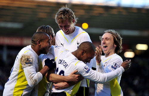 马卡：皇马击败16家俱乐部成功截胡，签下西协乙19岁新星雷索拉（马卡报：皇马击退16家竞争者，截胡签下19岁西协乙新星雷索拉）