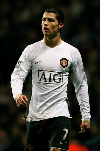 记者：若森林对安德森要价一直很高，曼城会选择埃德松（记者：若森林对安德森坚持高价，曼城将转而选择埃德松）