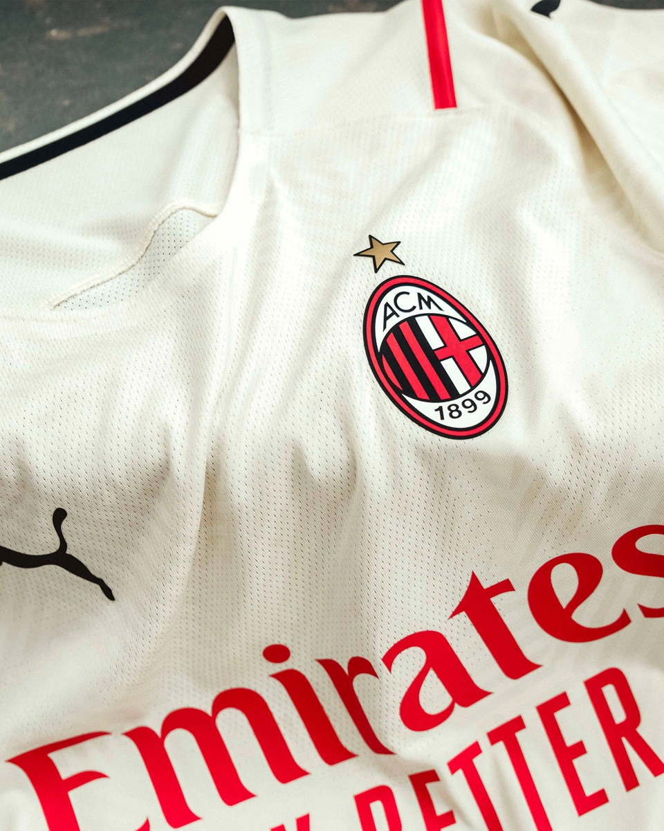 恩昆库生日快乐：关于差签枪手、红牛爆发&蓝军沉浮的故事（恩昆库生日快乐：从枪手错失到红牛崛起与蓝军起落）